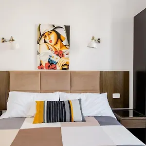 Francesco Romestay - Termini Appartement